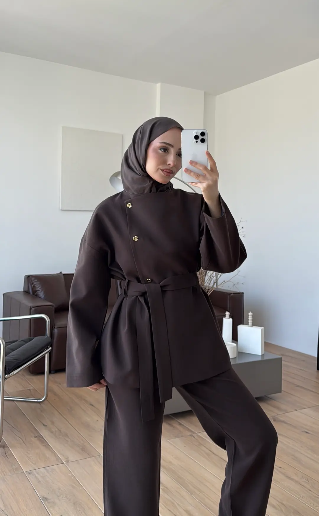 Kruvaze Asimetrik Takım Kahve - Görsel 3