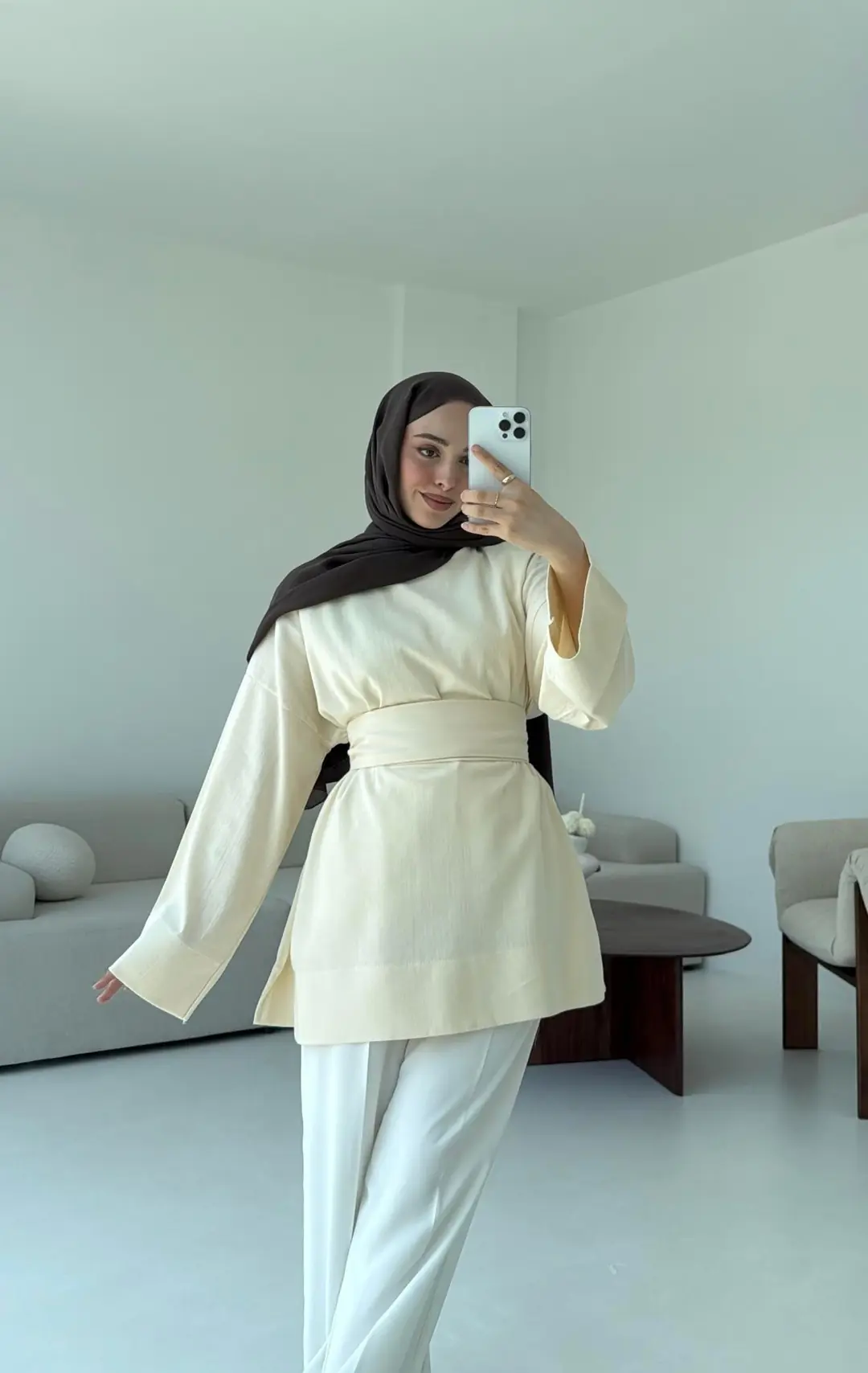 Kuşaklı Keten Bluz Krem - Görsel 4