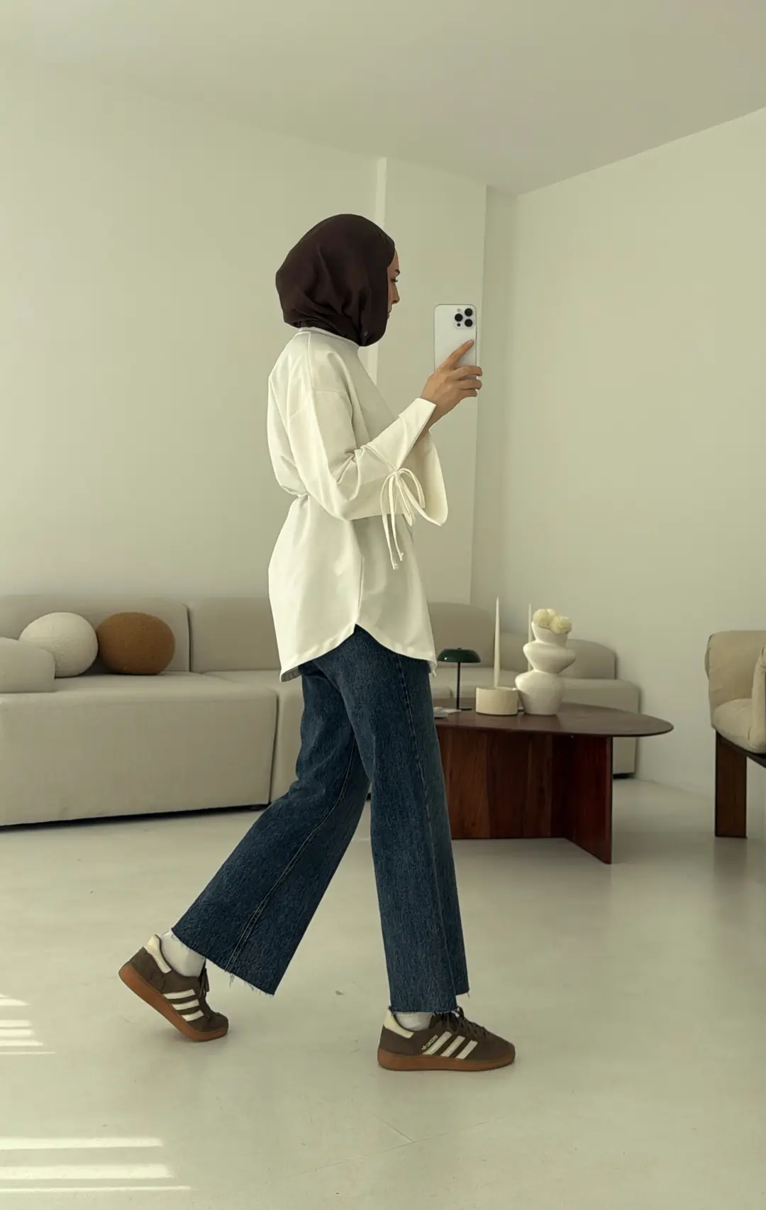 Manşeti Yırtmaçlı Sweat Ekru - Görsel 4