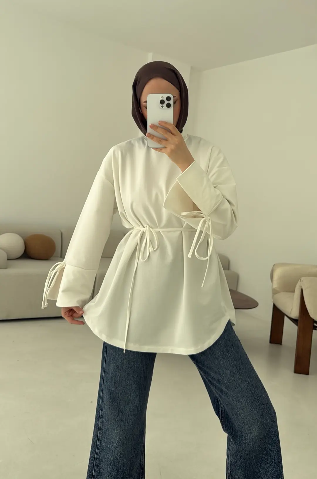 Manşeti Yırtmaçlı Sweat Ekru - Görsel 6