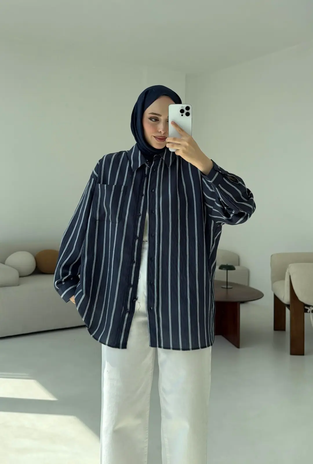 Mavi Çizgili Arkası Pile Detay Gömlek