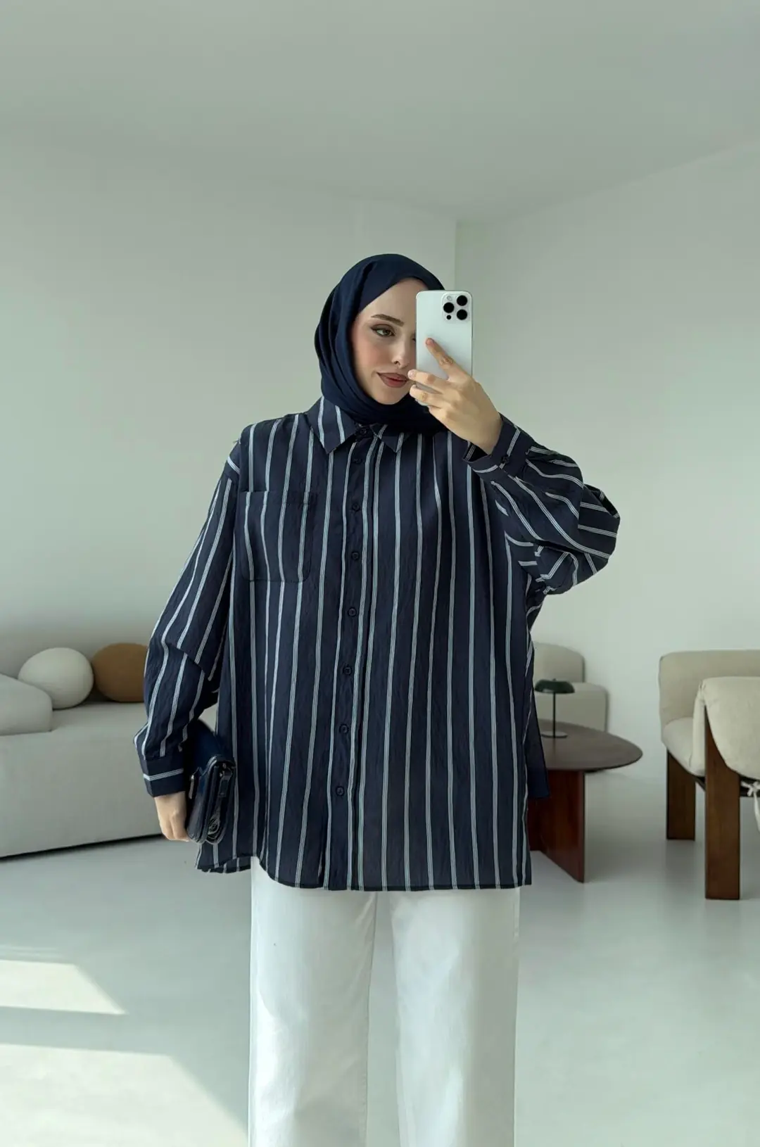 Mavi Çizgili Arkası Pile Detay Gömlek - Görsel 5