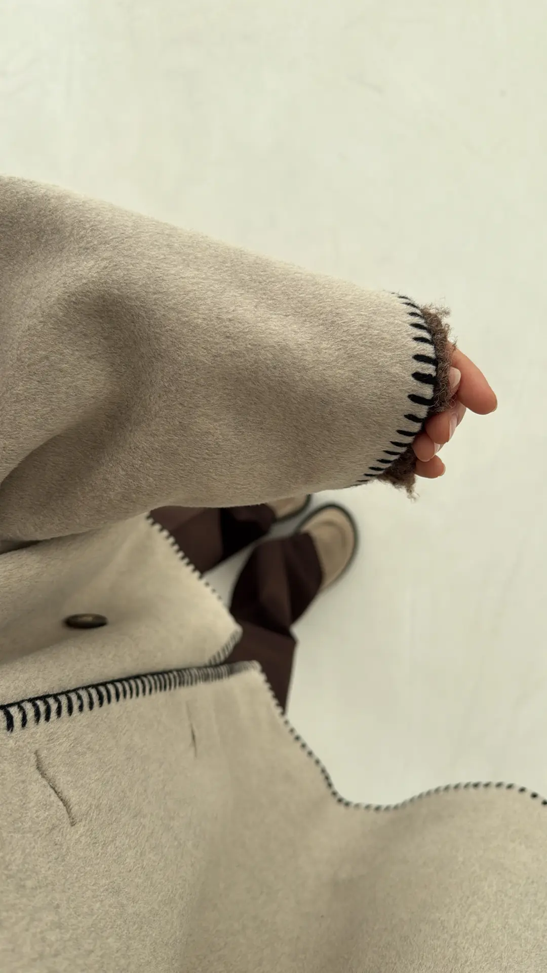 Nakış Detay Premium Kaban Vizon - Görsel 5