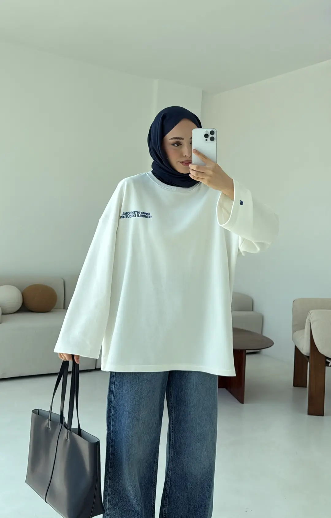 Nakışlı Oversize Sweatshirt Beyaz - Görsel 5