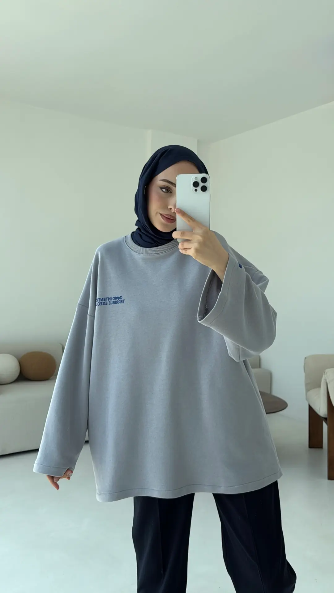 Nakışlı Oversize Sweatshirt Gri