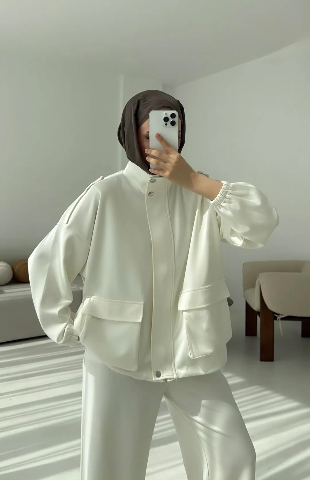 Omuz Apoletli Takım Beyaz - Görsel 3