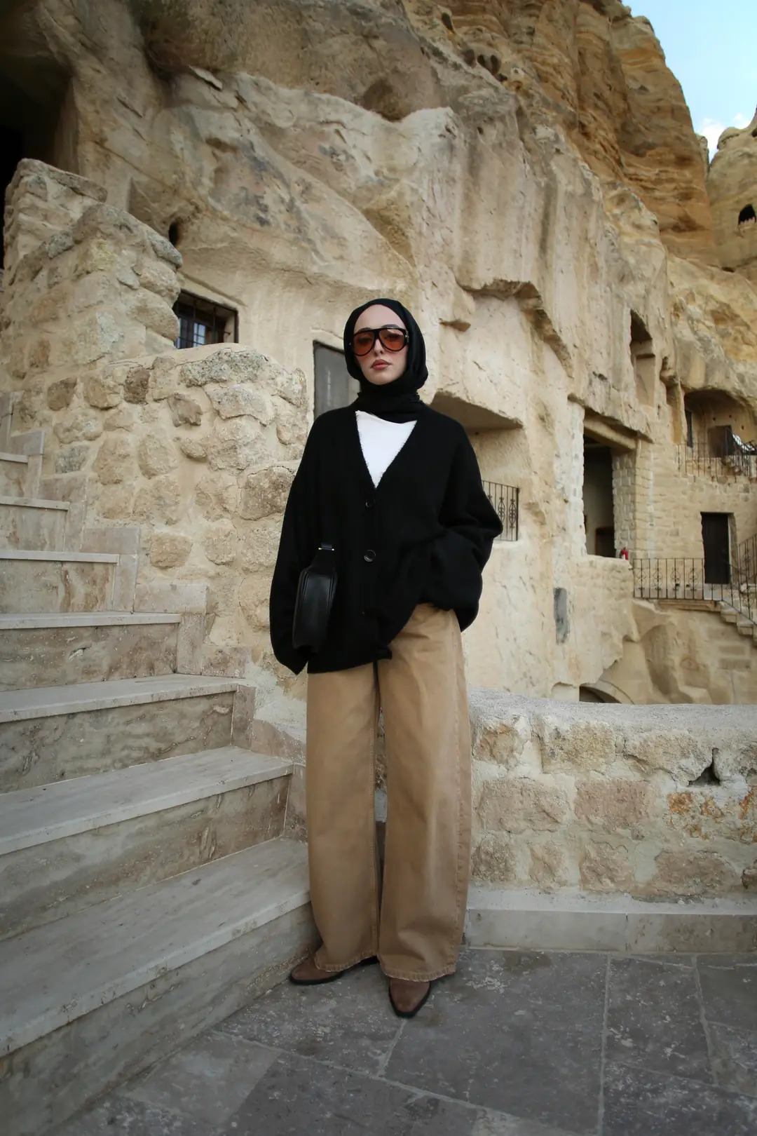 Oversize Yünlü Kazak Siyah - Görsel 4