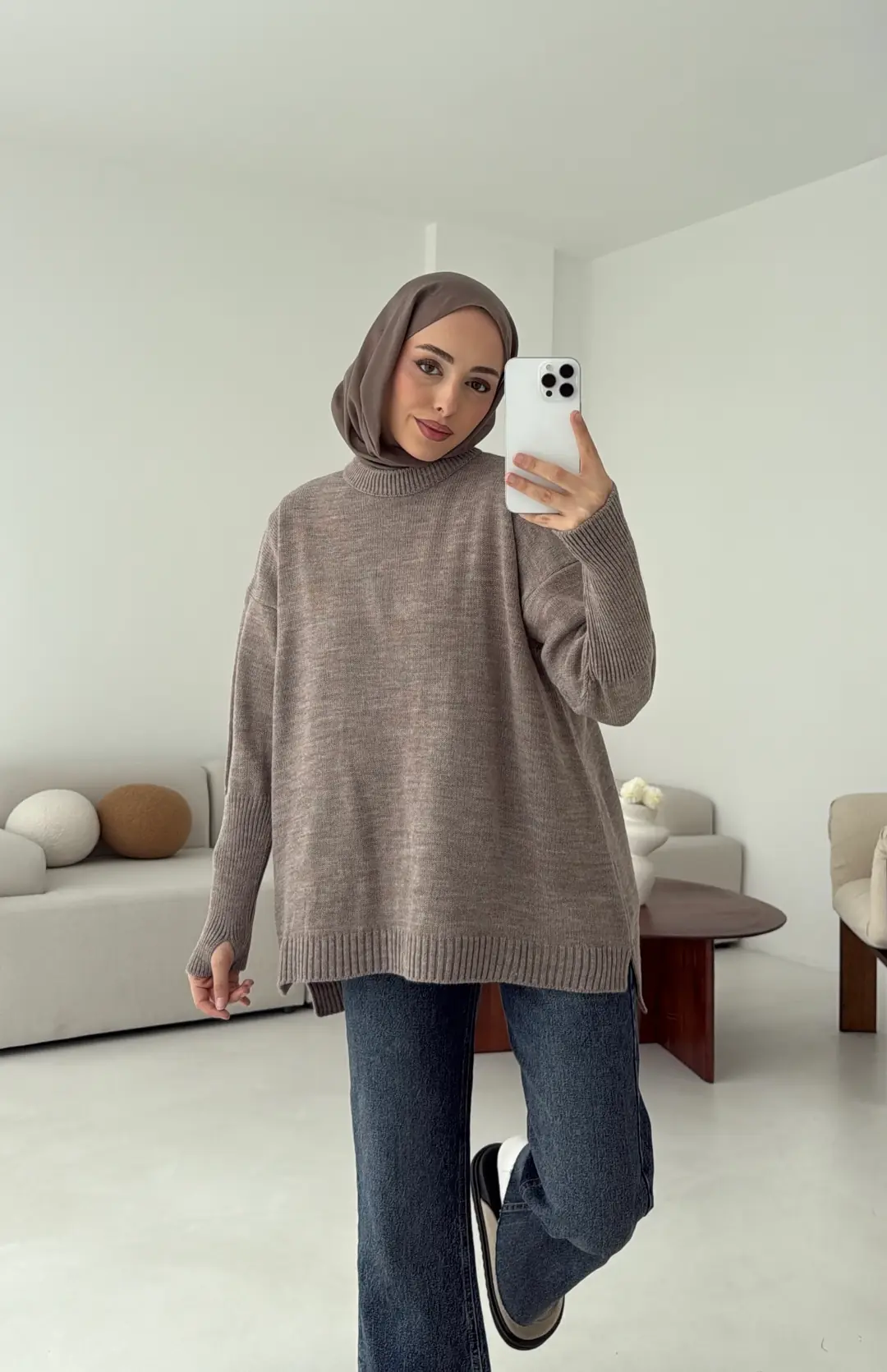 Parmak Geçmeli Triko Kazak Vizon - Görsel 2