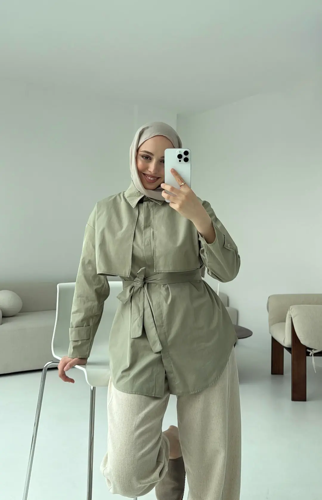 Pelerinli Haki Gömlek - Görsel 6