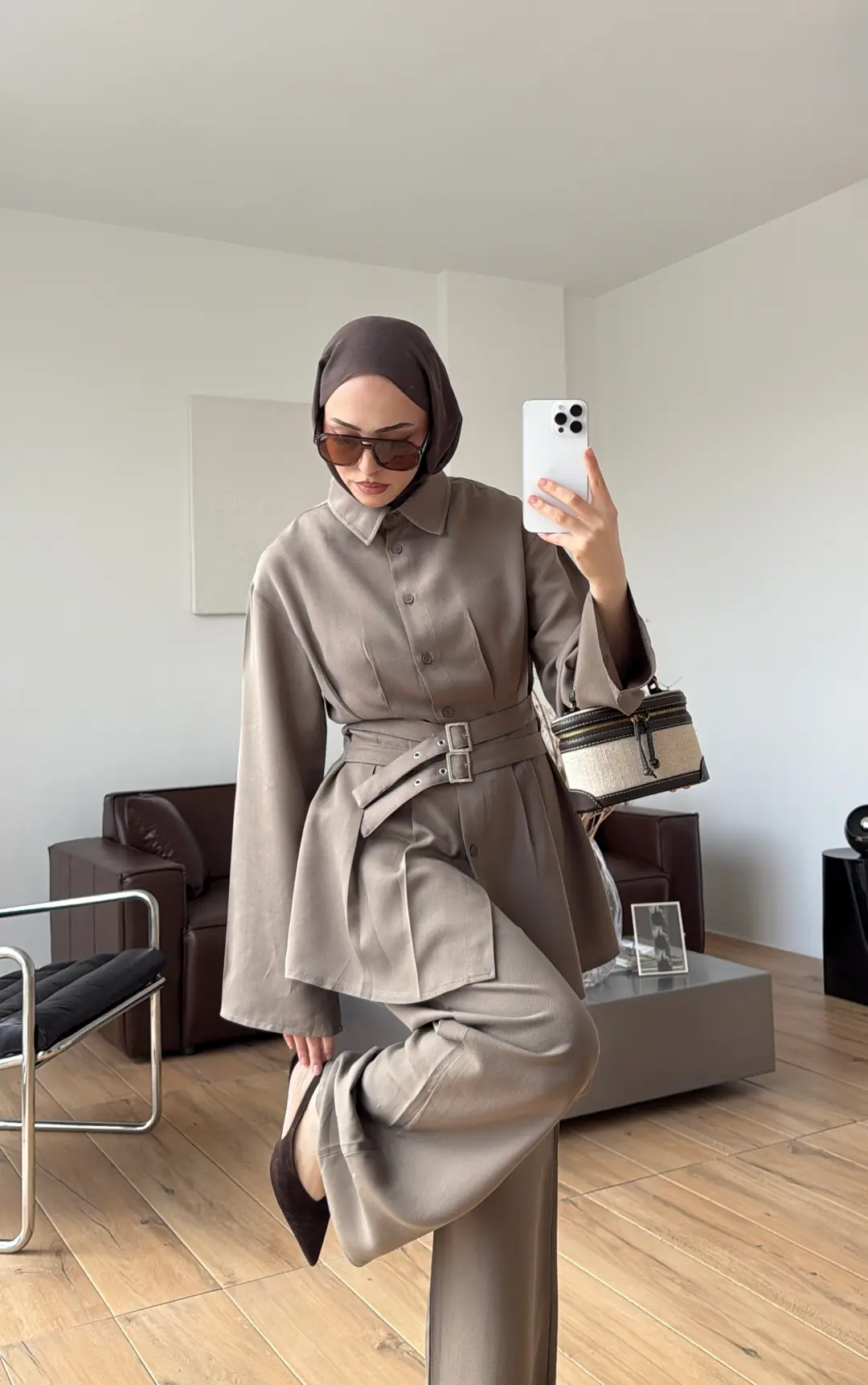 Pile Detay Kemerli Takım Haki - Görsel 2