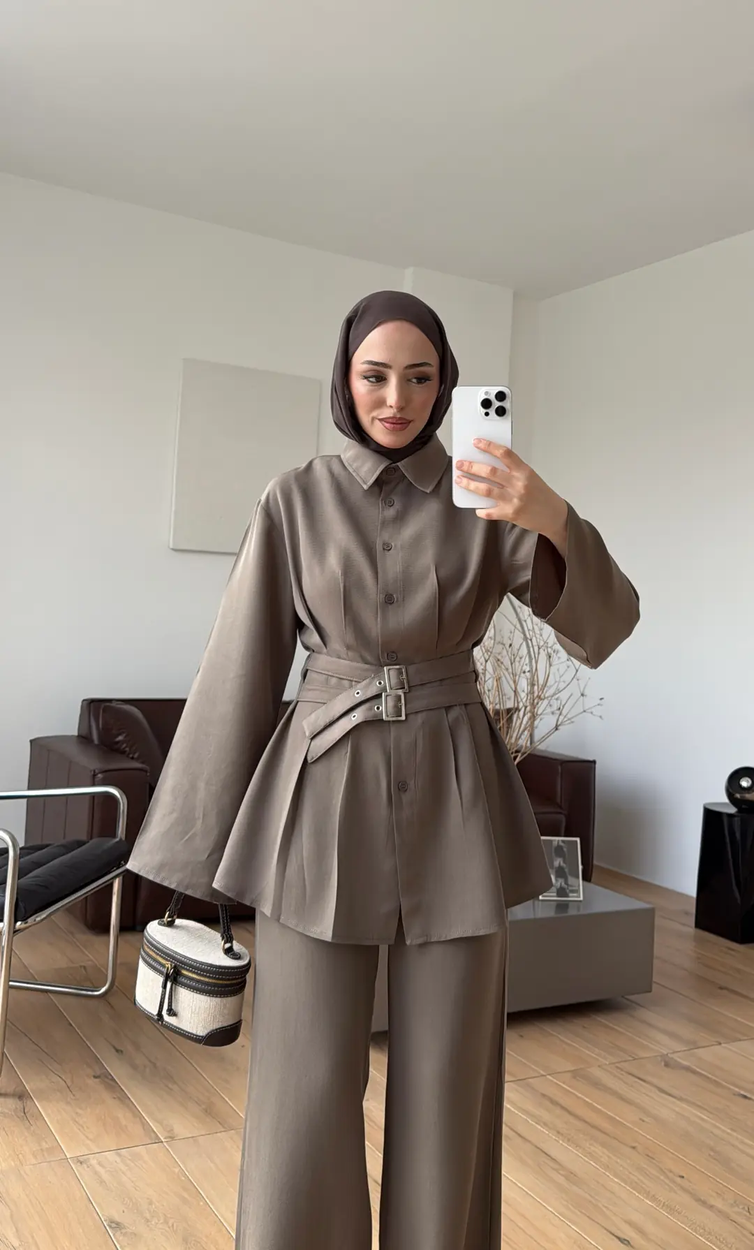 Pile Detay Kemerli Takım Haki - Görsel 5