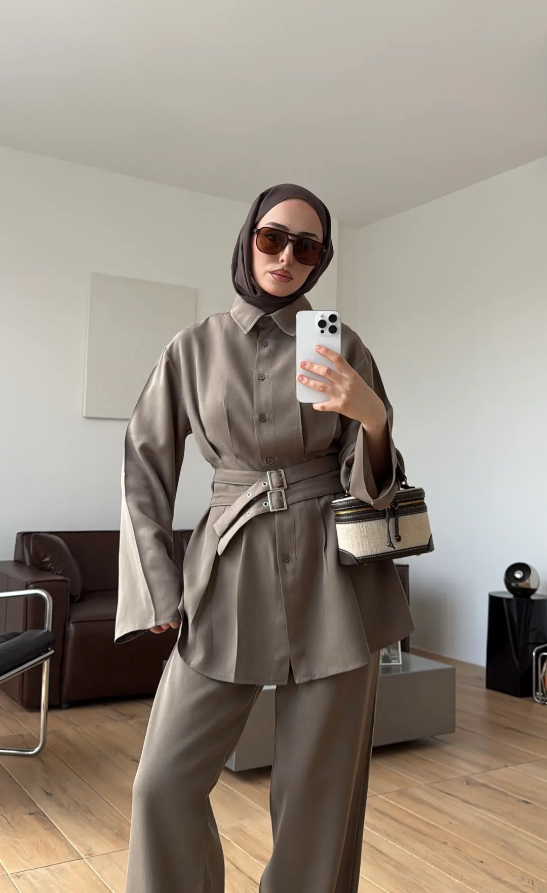 Pile Detay Kemerli Takım Haki - Görsel 8