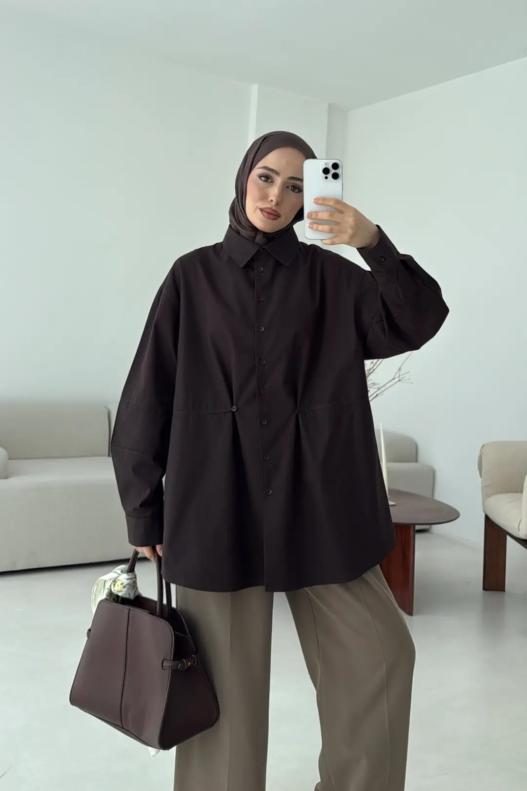 Poplin Düğme Detay Gömlek Kahve - Görsel 4