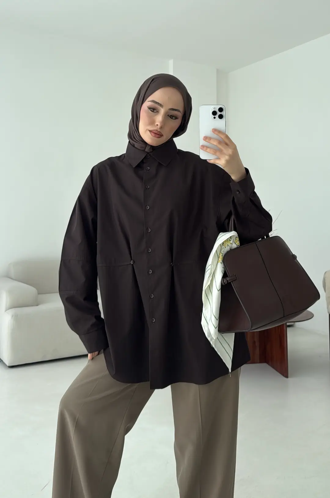 Poplin Düğme Detay Gömlek Kahve - Görsel 6