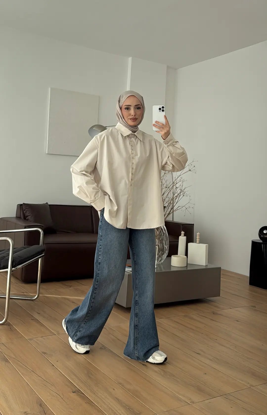 Poplin Sık Düğmeli Gömlek Bej - Görsel 2