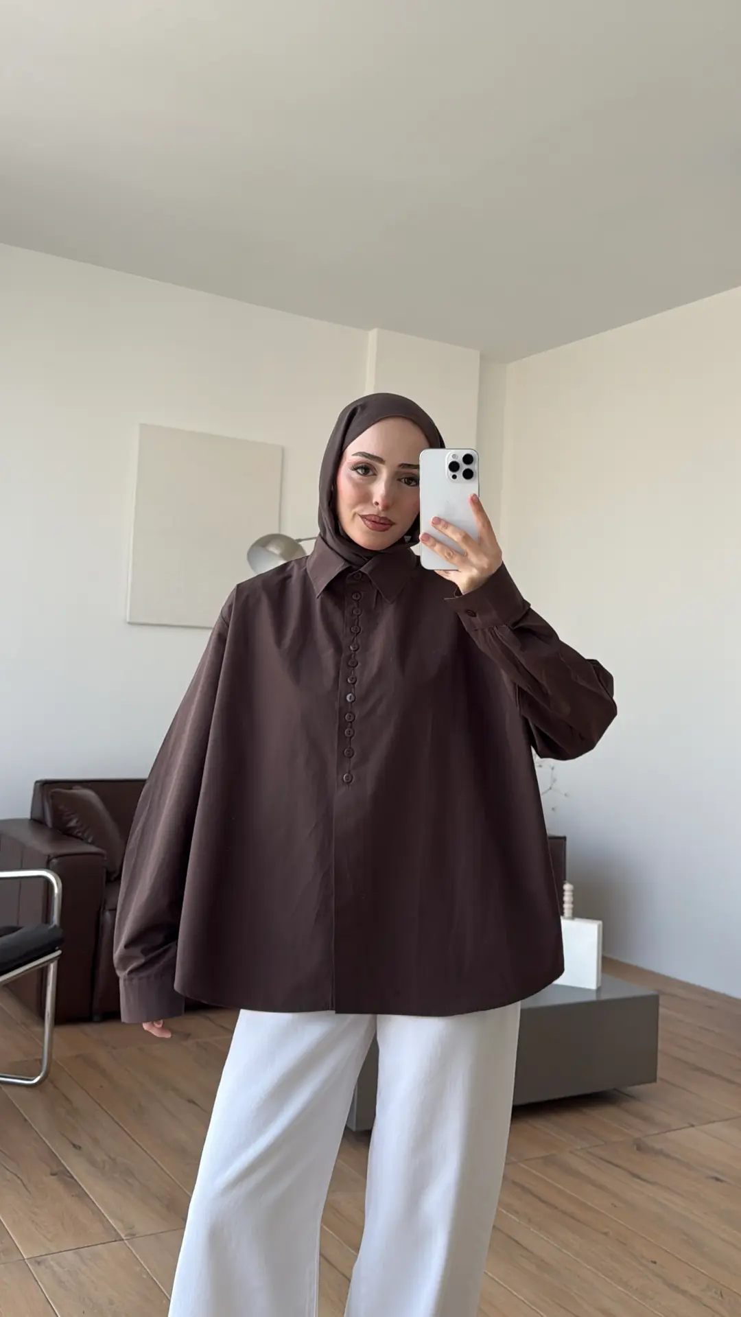 Poplin Sık Düğmeli Gömlek Kahve - Görsel 4