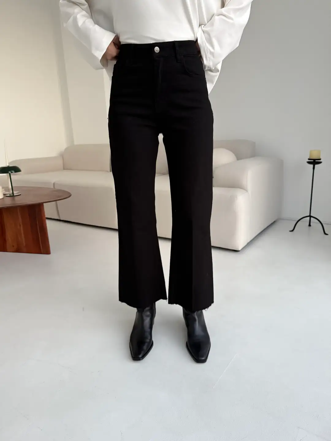 Premium Paçası Kesik Flare Jean Siyah - Görsel 3