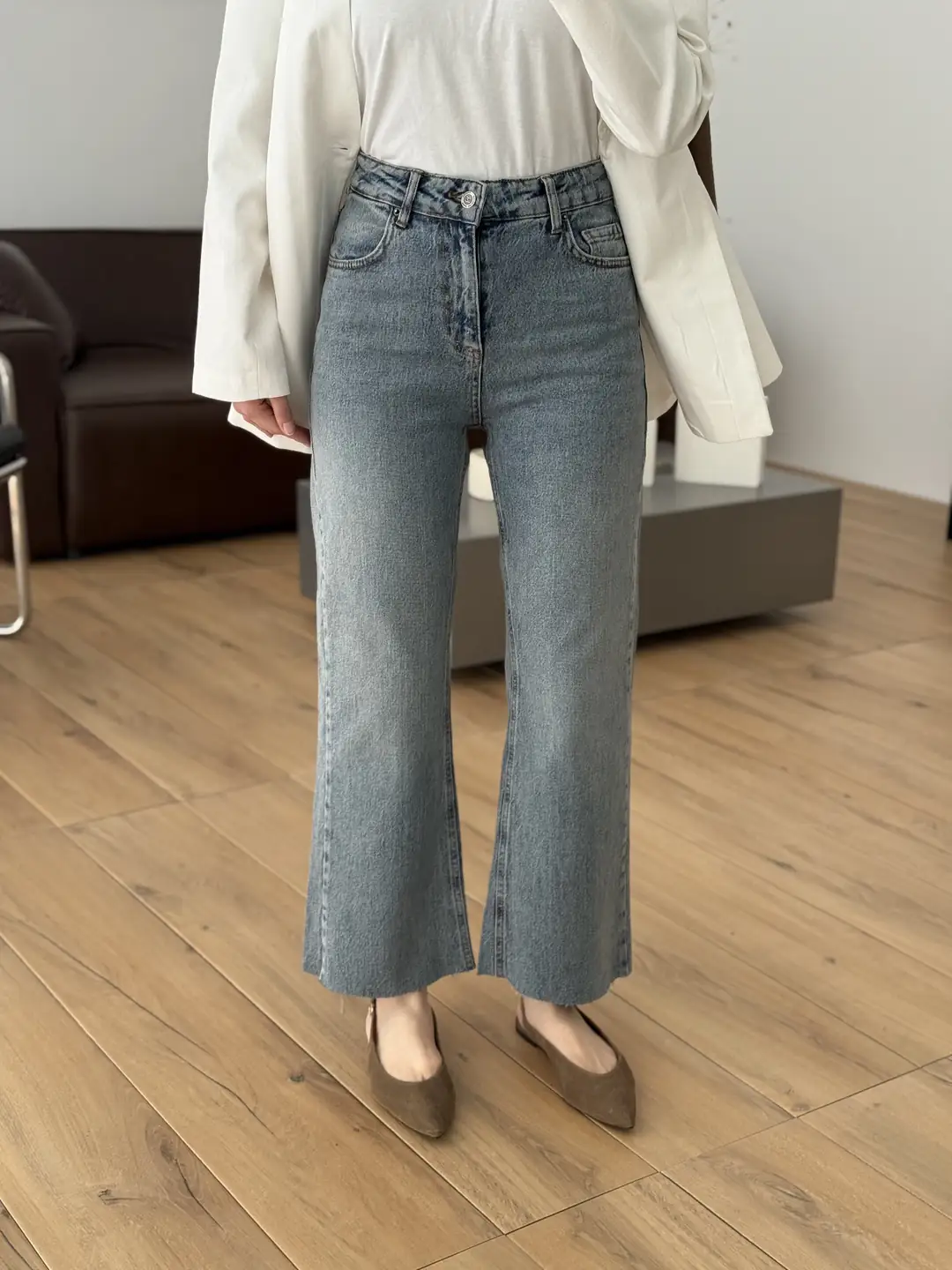 Premium Paçası Kesik Hafif İspanyol Jean R276