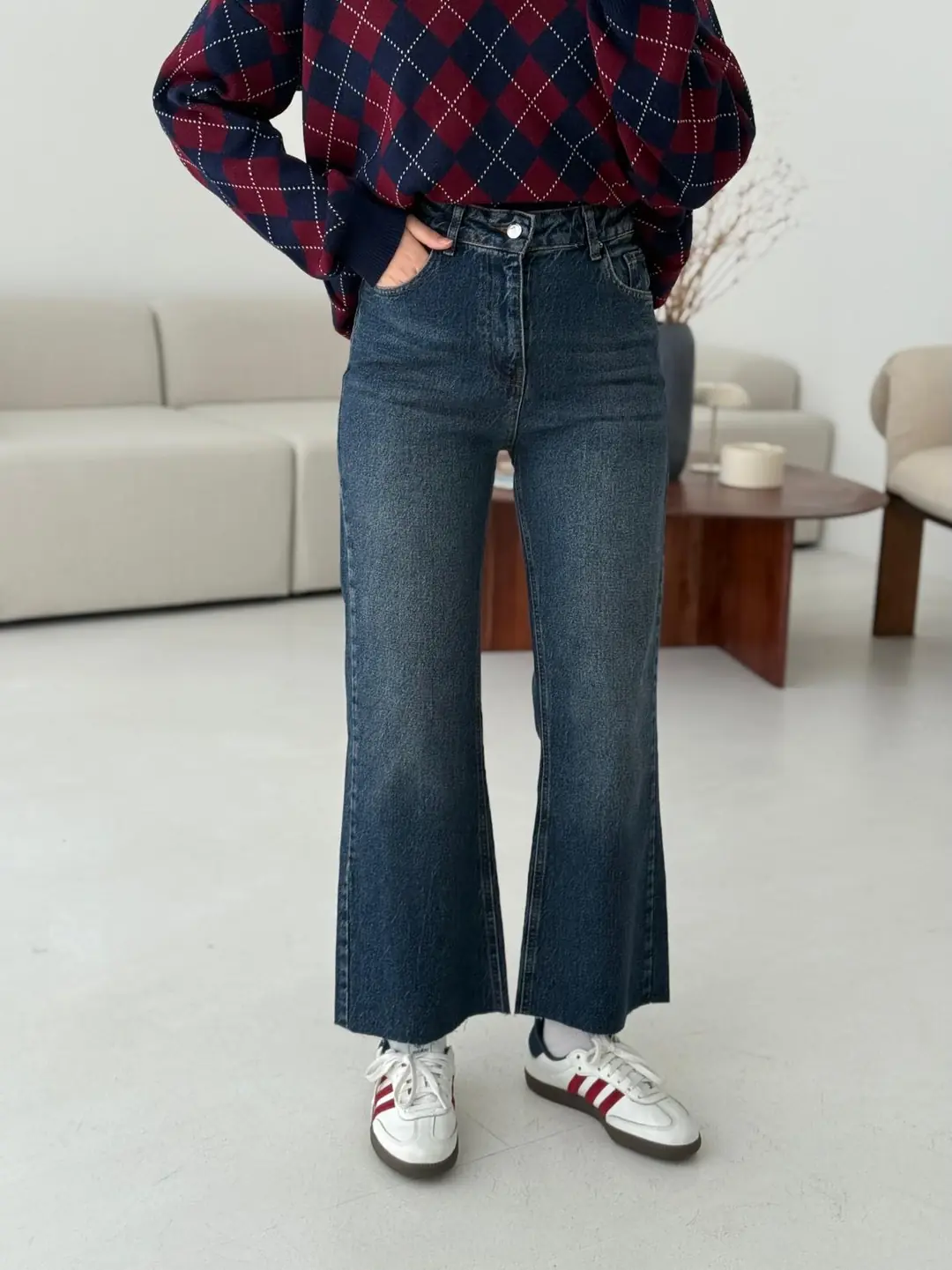 Premium Paçası Kesik Hafif İspanyol Jean R249