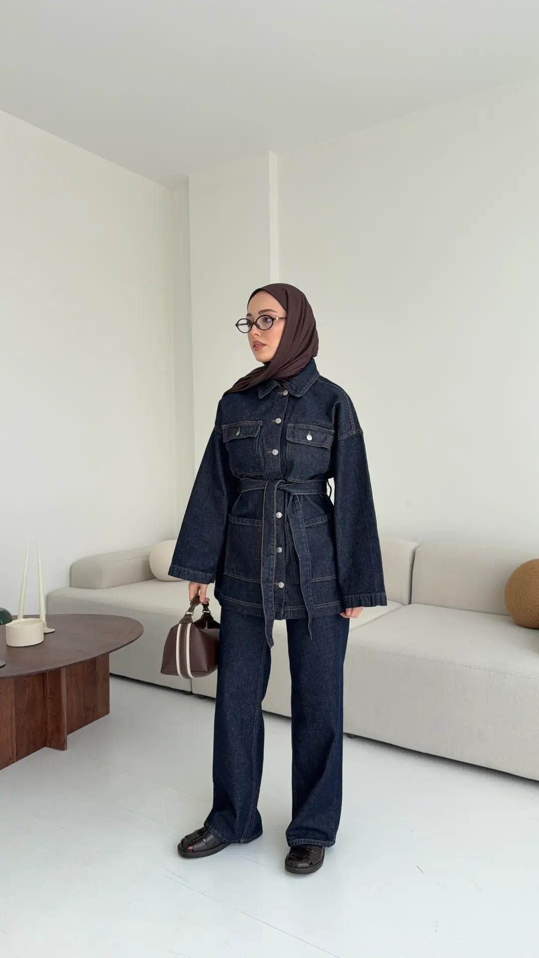 Seyyar Kemerli Denim Takım - Görsel 4