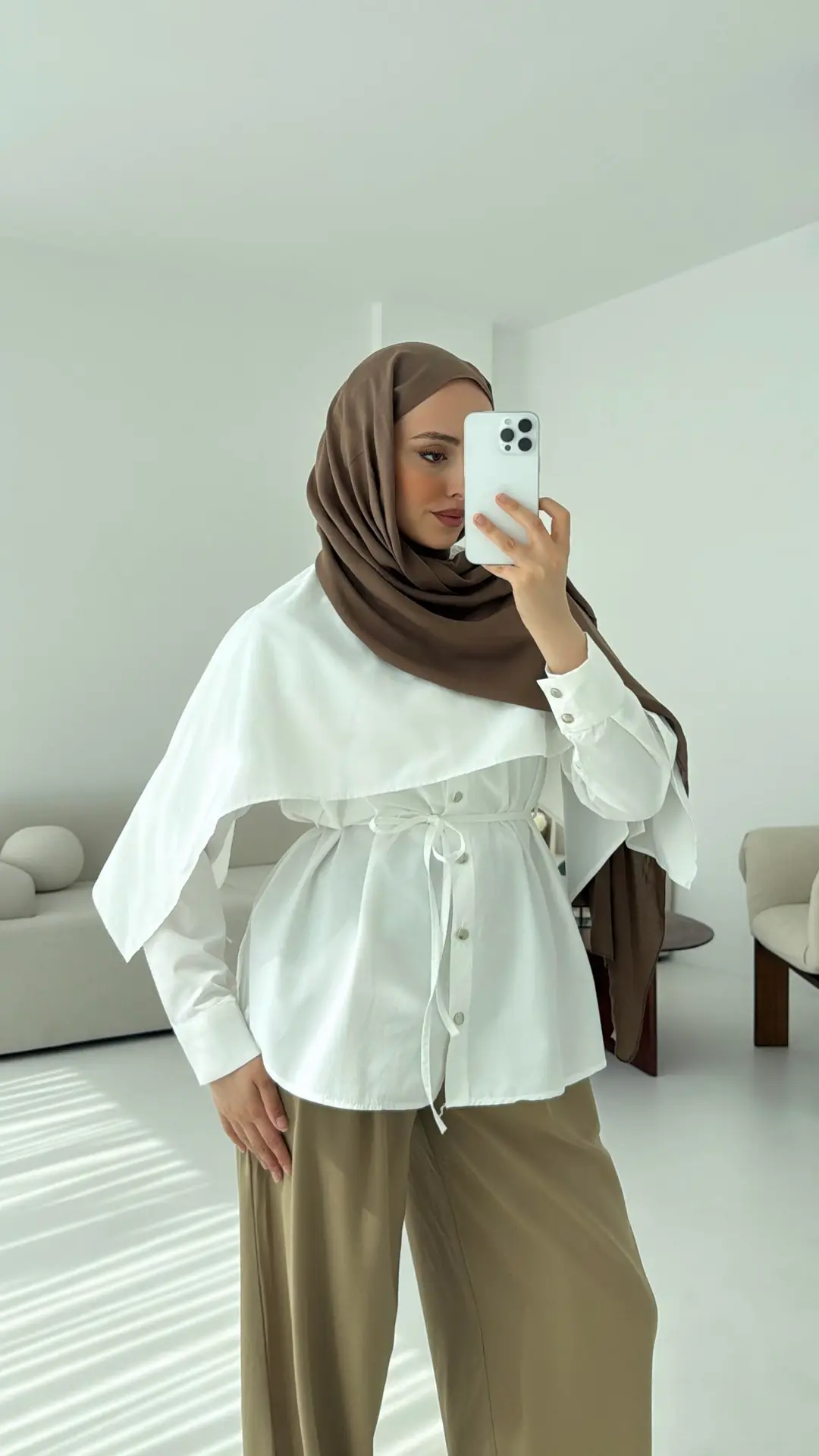 Seyyar Pelerinli Gömlek Beyaz - Görsel 7