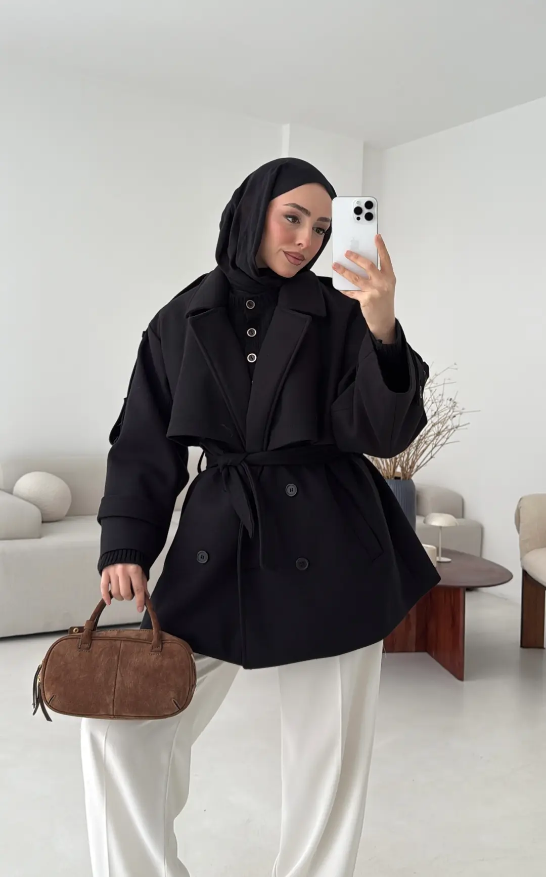 Siyah Düğmeli Kol Manşetli Kaşe Kaban - Görsel 6