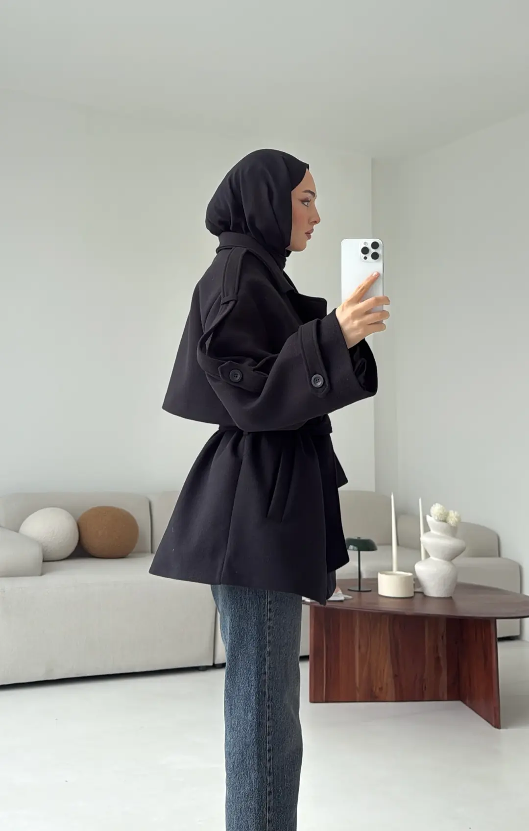 Siyah Düğmeli Kol Manşetli Kaşe Kaban - Görsel 6