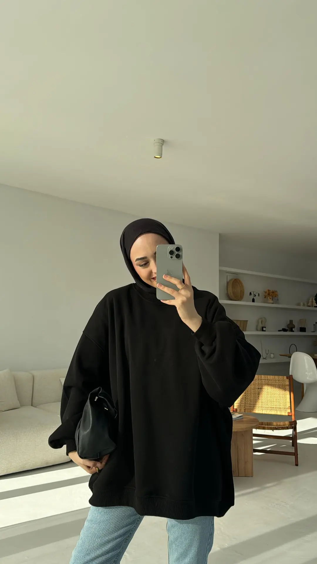 Siyah Oversize Üç İplik Sweatshirt