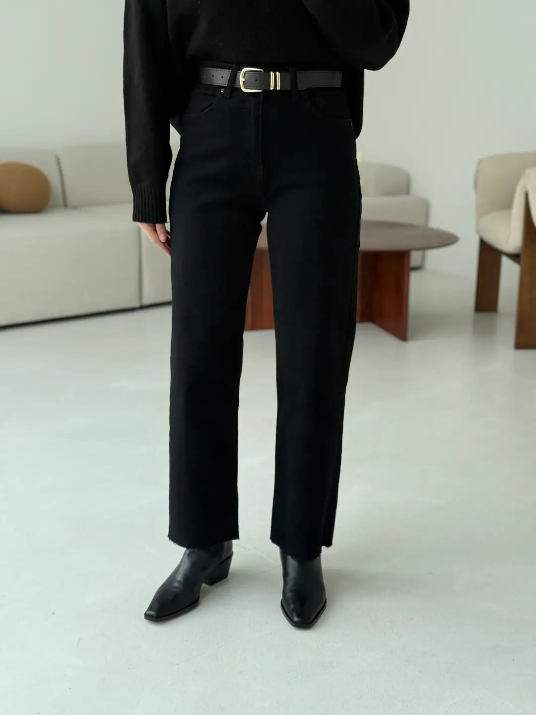 Siyah Premıum Paçası Kesik Kemerli Jean