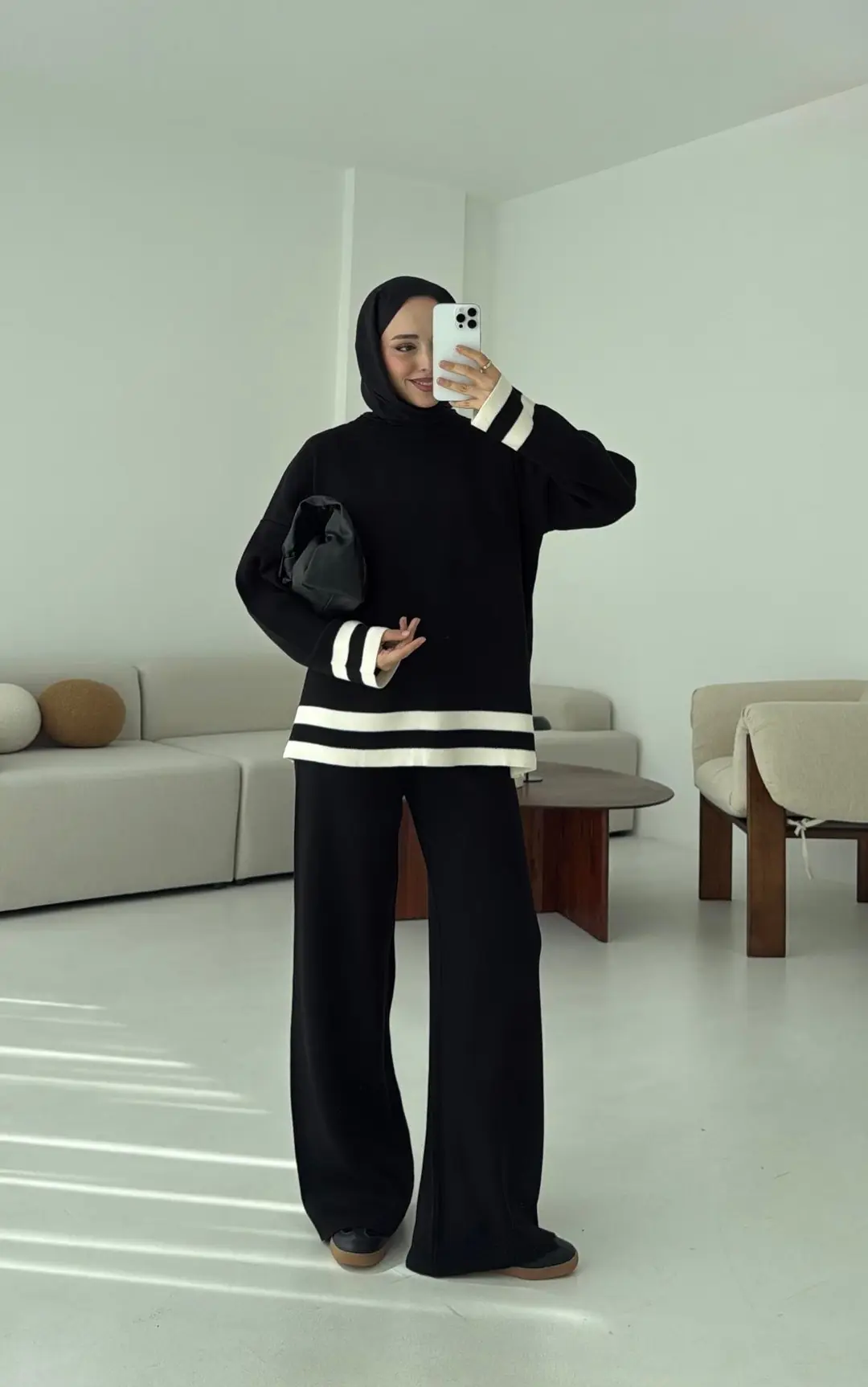 Siyah/Ekru Çizgi Triko Takım