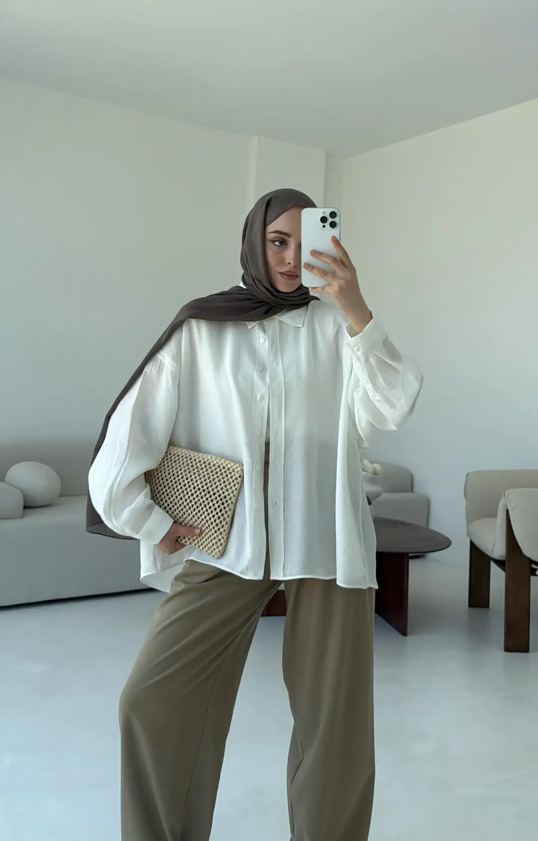 Tencel Pis Dikiş Oversize Beyaz Gömlek - Görsel 10