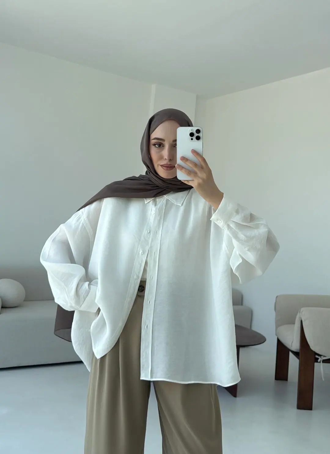Tencel Pis Dikiş Oversize Beyaz Gömlek - Görsel 3
