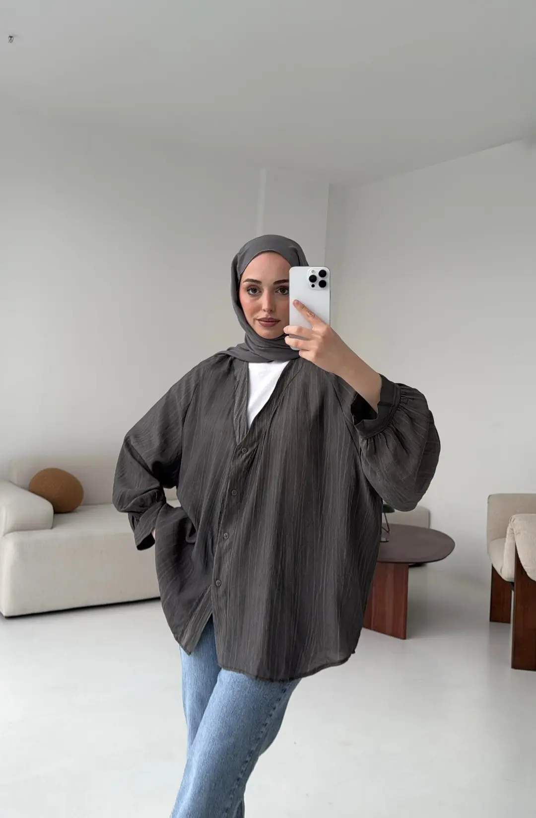 V Yaka Dökümlü Gömlek Antrasit - Görsel 6