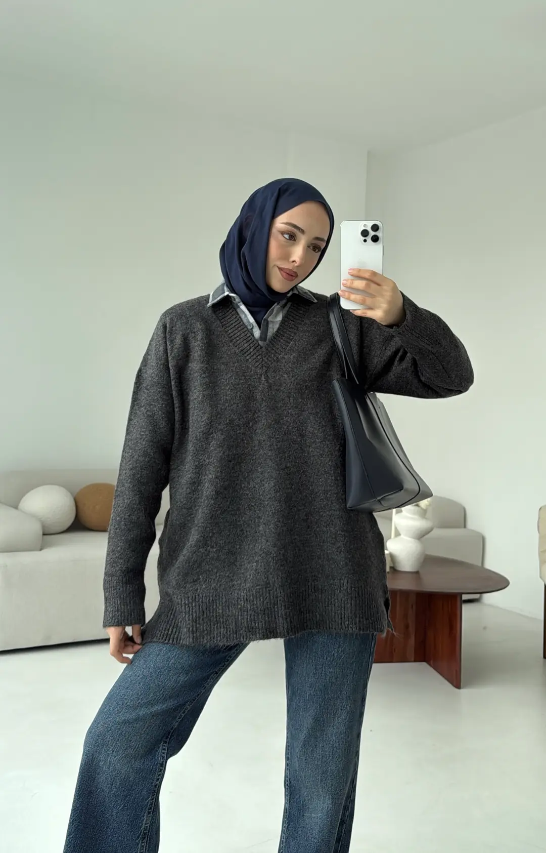 V yaka Kazak Antrasit - Görsel 2