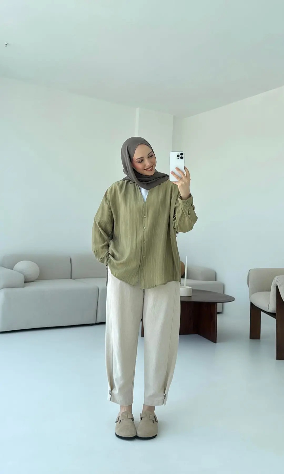 V Yaka Salaş Gömlek Yeşil - Görsel 3