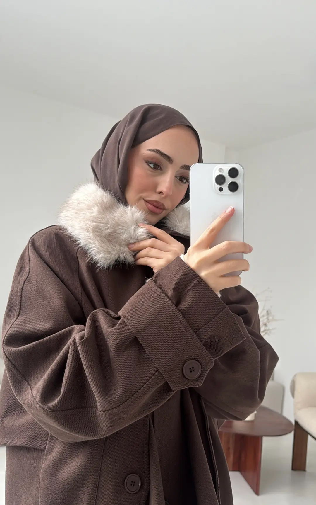 Yakası Kürk Detay Gabardin Ceket - Görsel 5