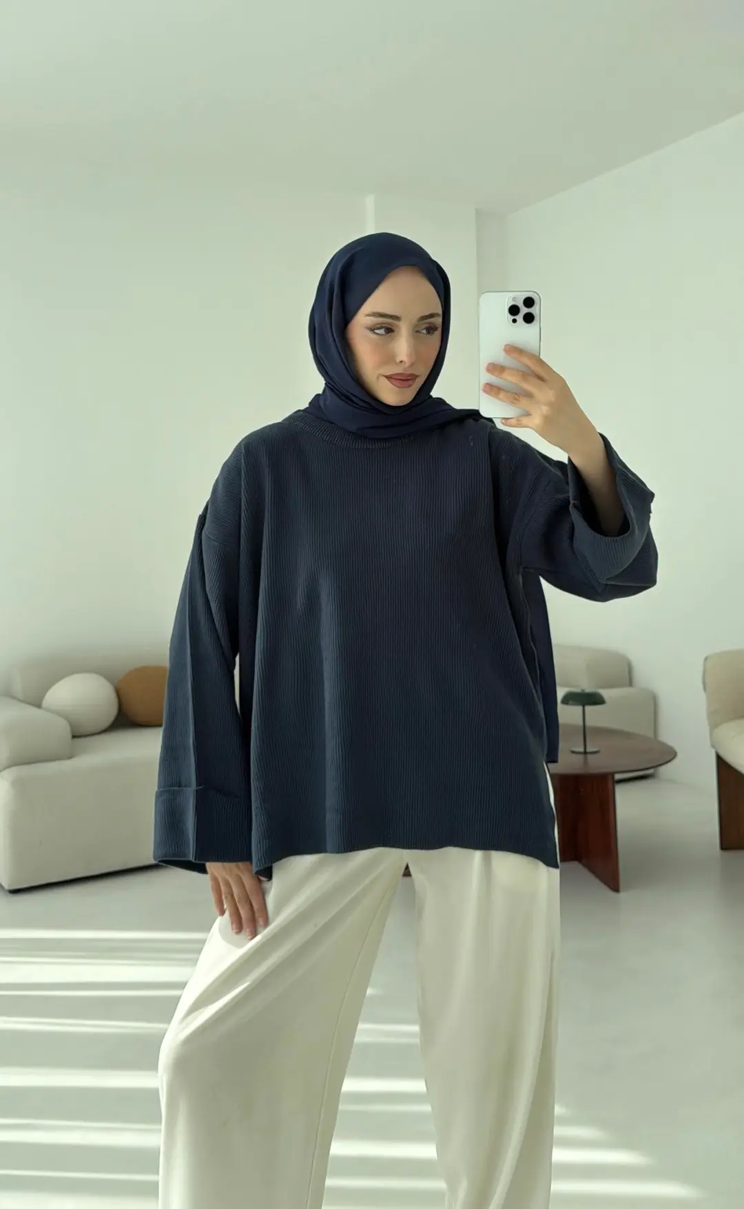 Yanı Yırtmaçlı Triko Kazak Mavi - Görsel 3