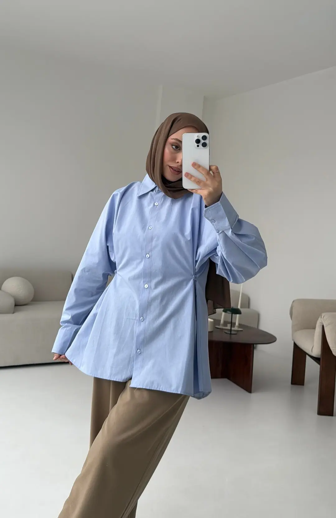 Yanları Düğmeli Gömlek Mavi - Görsel 2