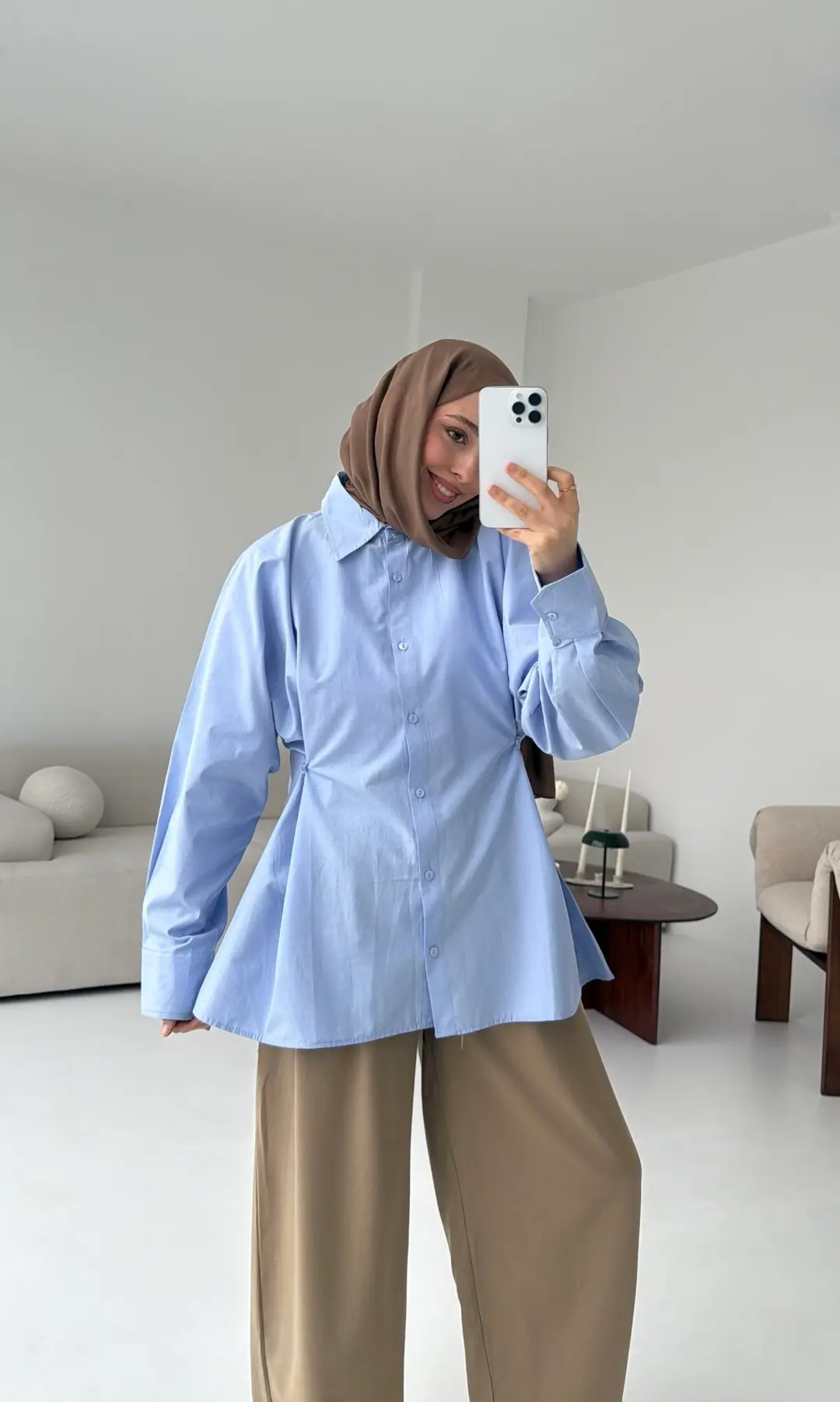 Yanları Düğmeli Gömlek Mavi - Görsel 3