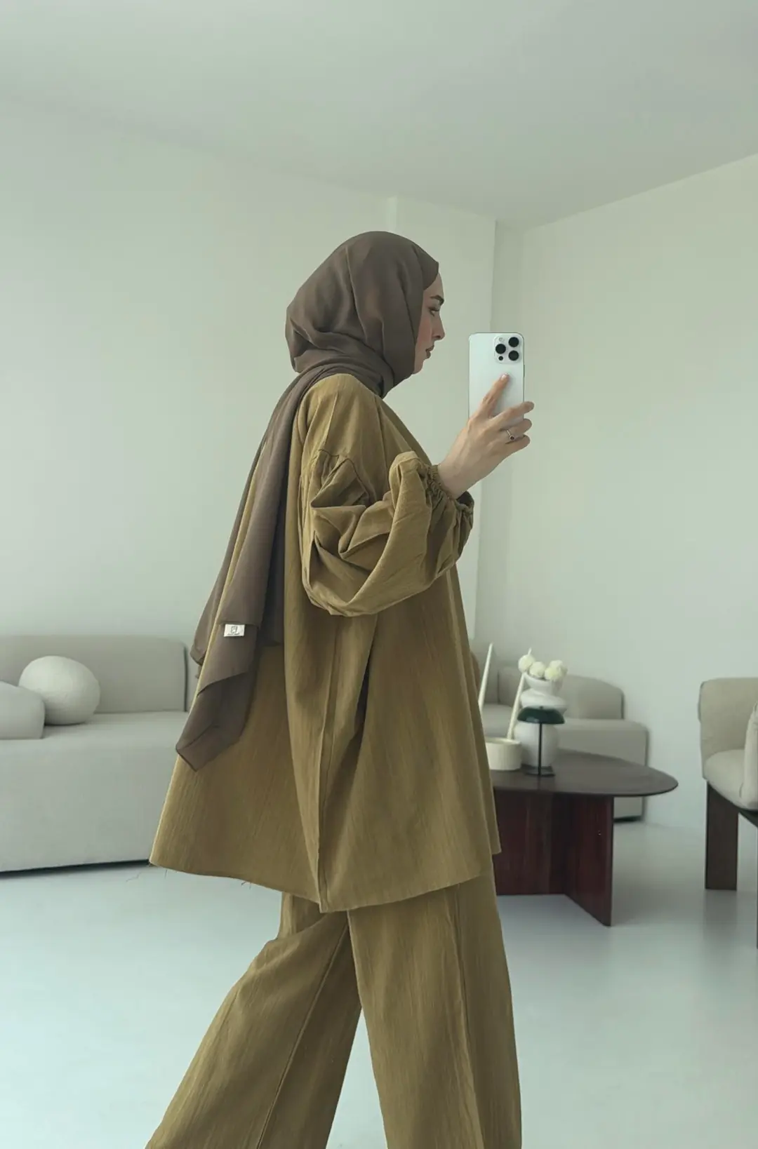 Yarım Düğme Detaylı Takım Hardal - Görsel 2