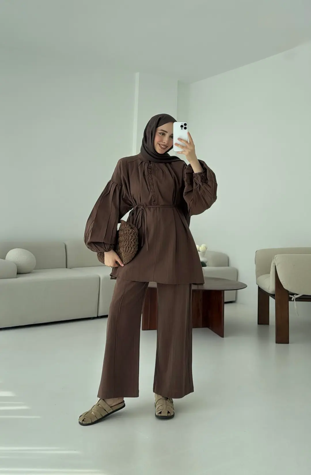 Yarım Düğme Detaylı Takım Kahve - Görsel 8