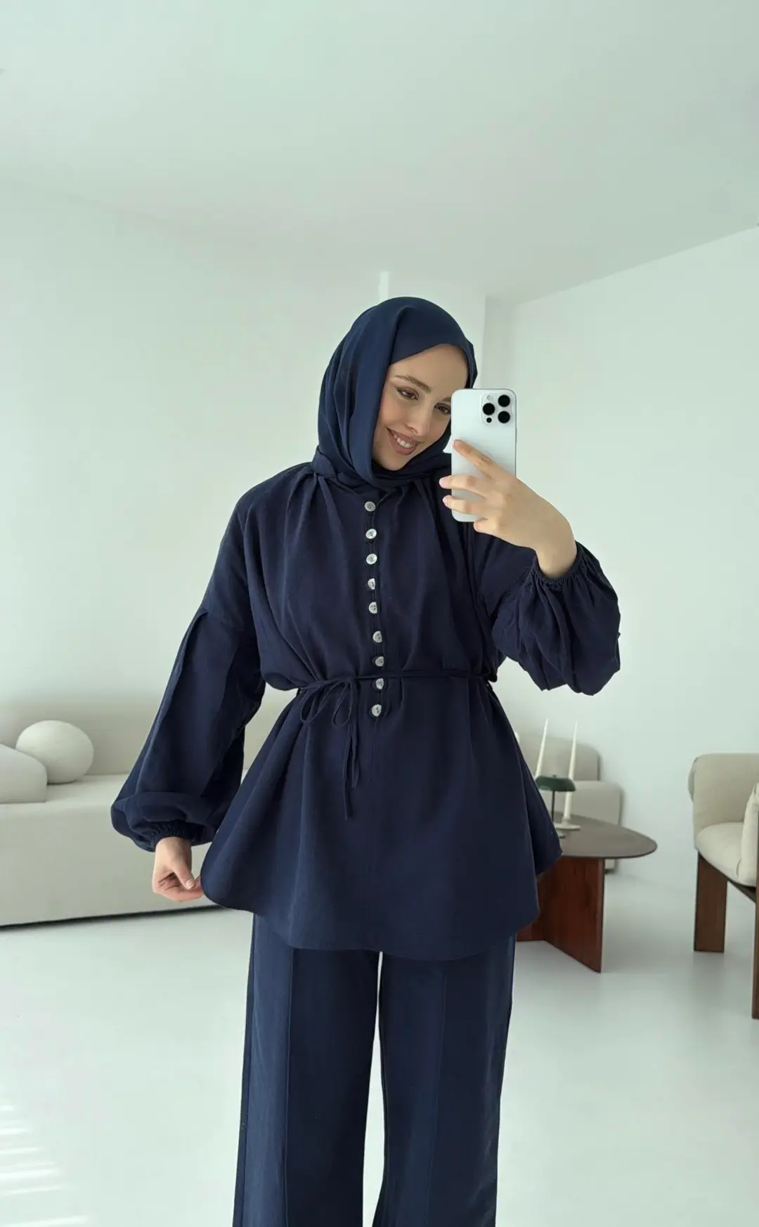 Yarım Düğme Detaylı Takım Lacivert