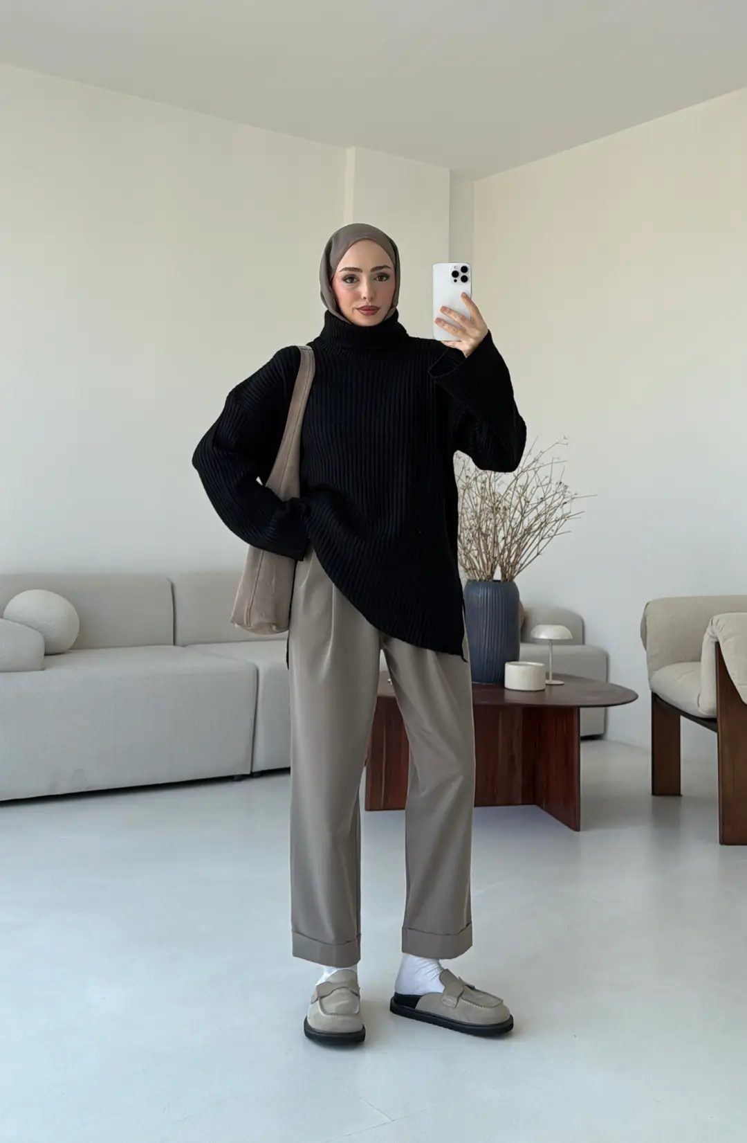 Yırtmaç Detay Flare Triko Kazak Siyah - Görsel 3