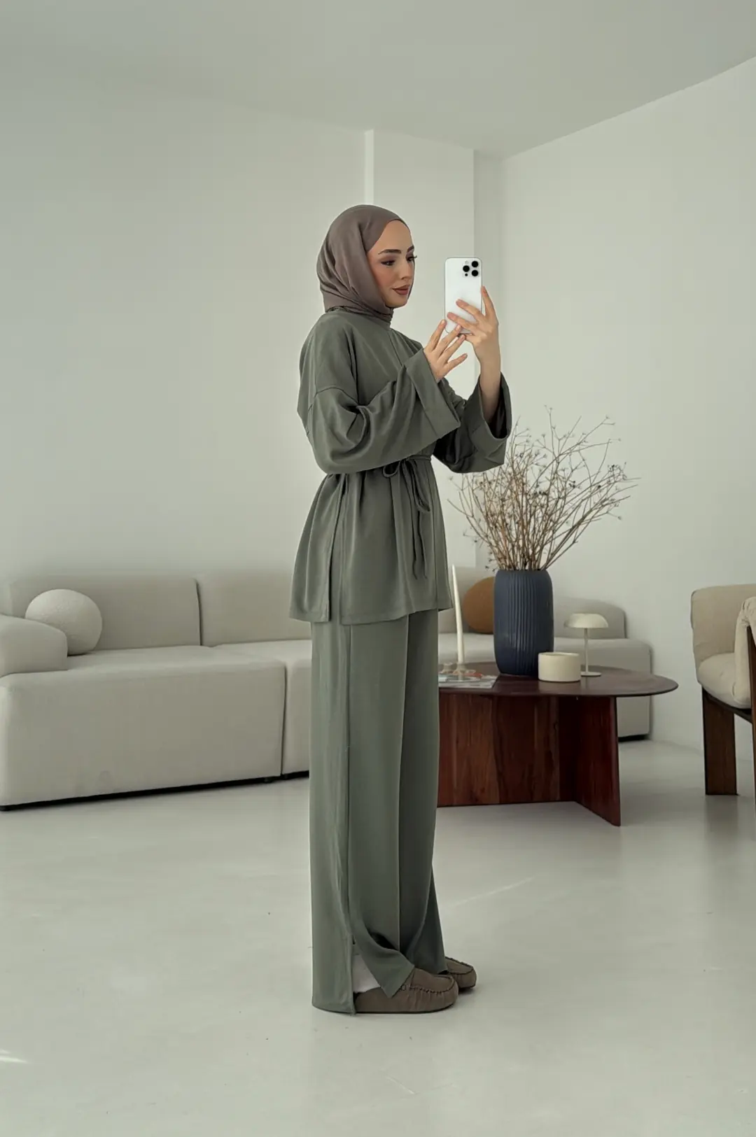 Yırtmaç Detay Takım Haki