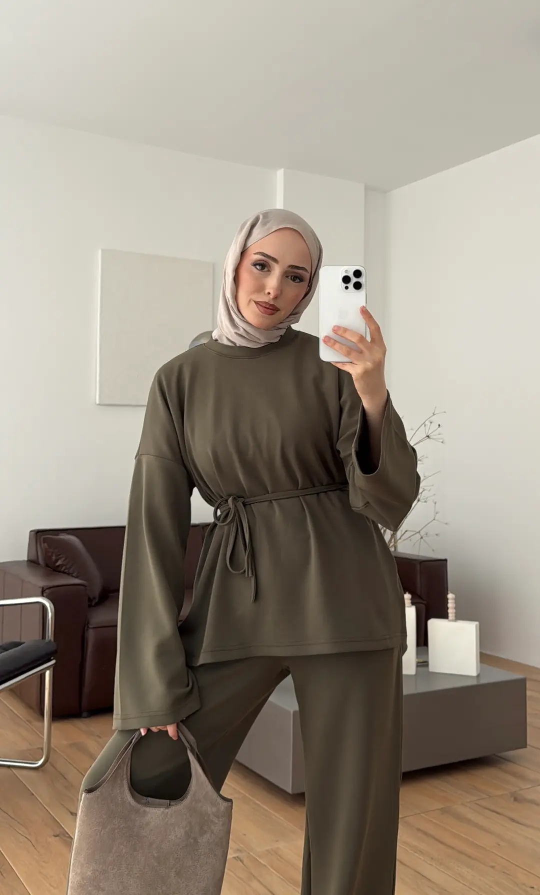 Yırtmaç Detay Takım Mevsimlik Takım Haki - Görsel 3