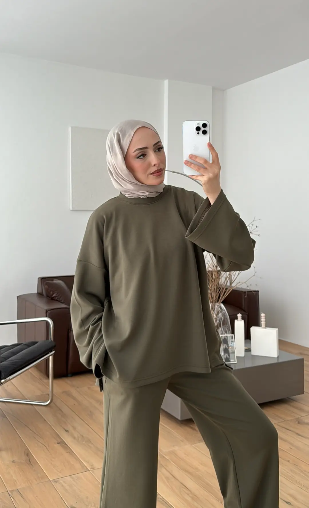 Yırtmaç Detay Takım Mevsimlik Takım Haki - Görsel 5